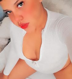 Irania, 23 years old, Woman, Pittsfield, USA