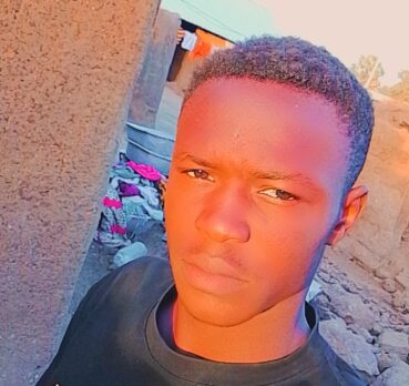 David Akambo, 23 years old, Aplahoue, Benin