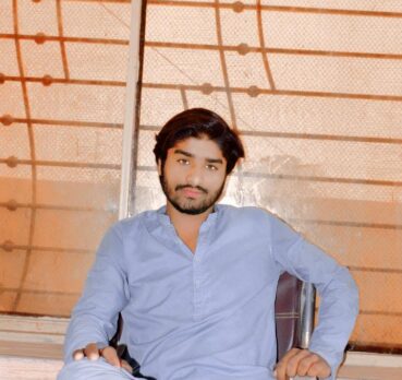 Muhammad naveed, 19 years old, Fazalpur, Pakistan