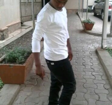 Mumpe, 30 years old, Kampala, Uganda
