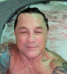 Cameron, 43 years old, Man, Ann Arbor, USA